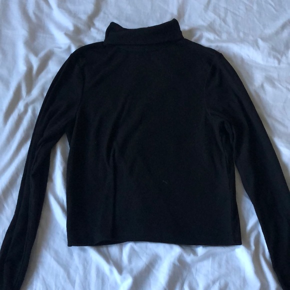 Assorted bundle of sweaters and hoodies - Picture 2 of 9